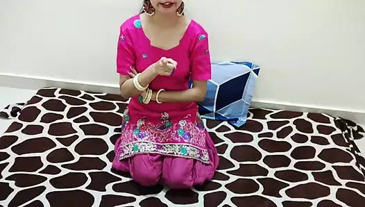 Xxx przyrodnia siostra Saarabhabhi dostała długi bolesny seks analny z tryskaniem na jej zaręczynach z czystym hinduskim dźwiękiem