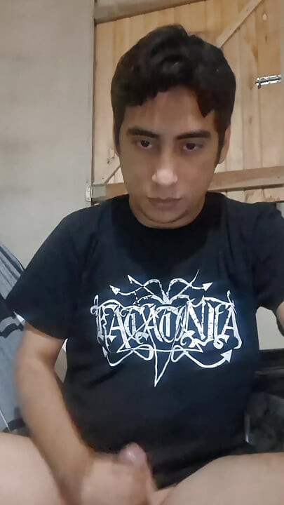 Ngocok kontol dan muncrat