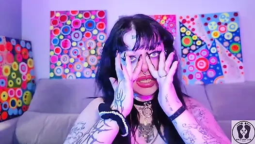 Burun fetişi deedeelove gotik güzellik kızı