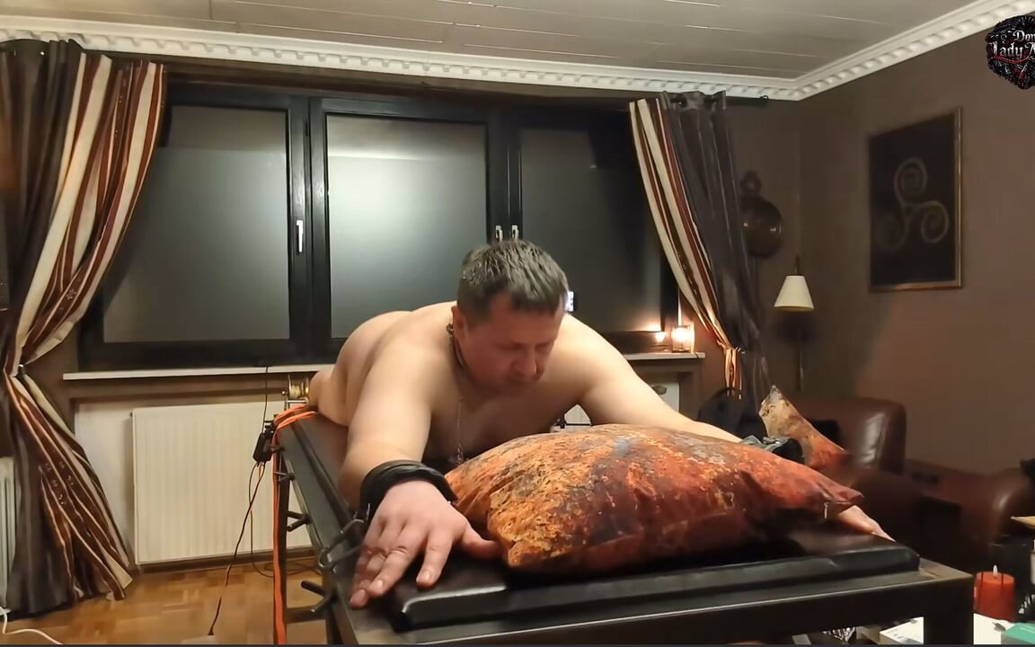 Domlady Mia - Punishment of Terror for the Slave - Training: Ass Fucked by the Fucking Machine - Part 1
