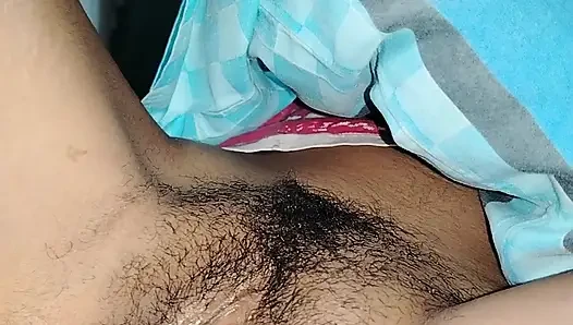 Alone in my bed, I'm so hot