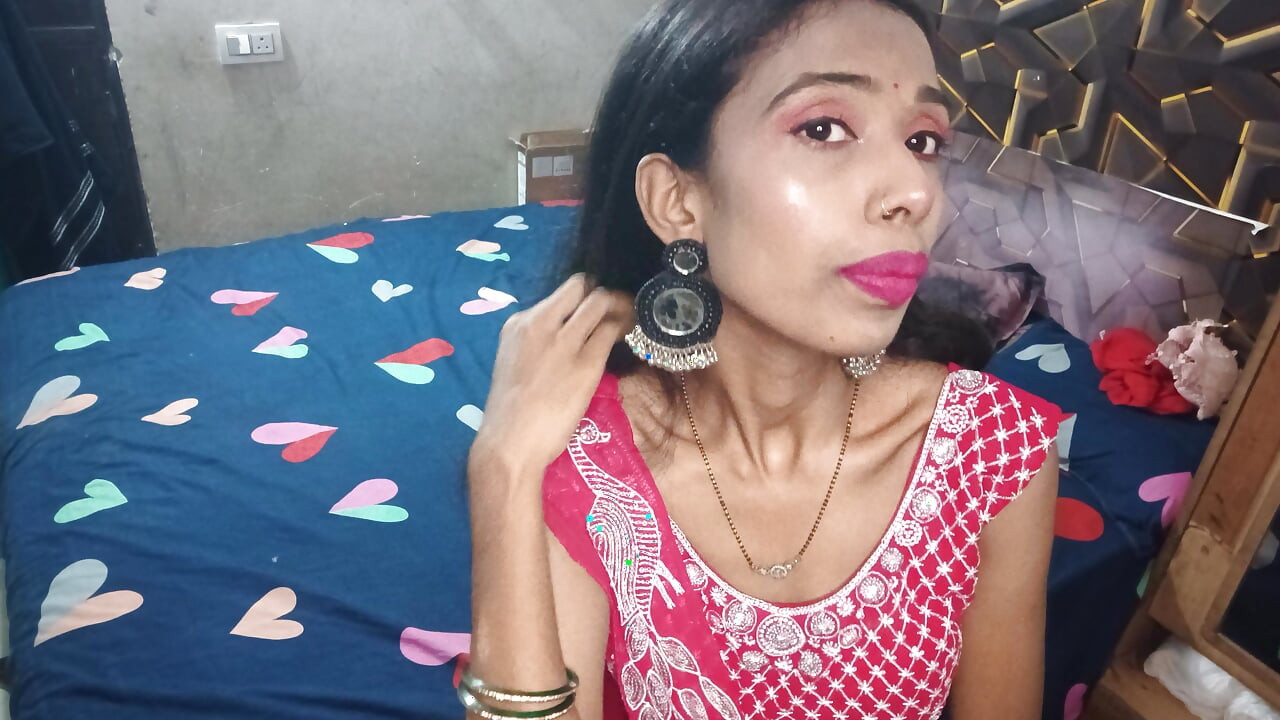 Muje chudne jada chusne me maja ata hai koi hai jo apna mota lund chushany