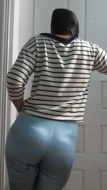 Must-share moment from "Jerk off to my wet pants"