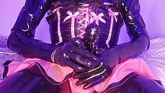 LATEXCYBERDOLL - Edging with magic wand and cum in black cocksleeve