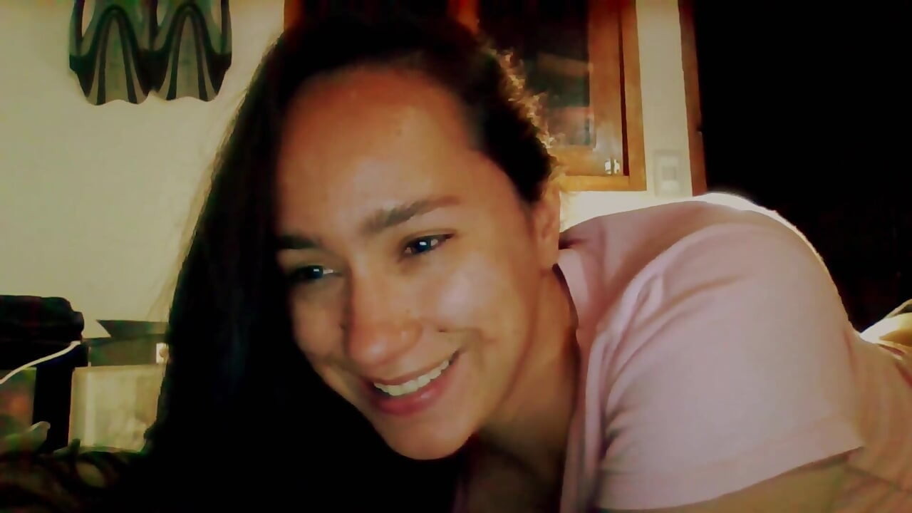 Colombian Wants a Horny Date with You Tonight