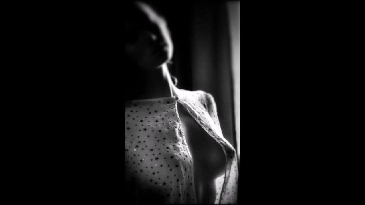 Vanishing Vanilla in Monochrome 3356