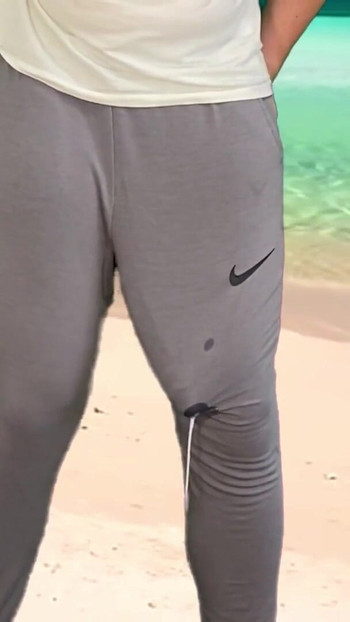 Must-see moment from "Monster cock hands free cumshot on public beach"