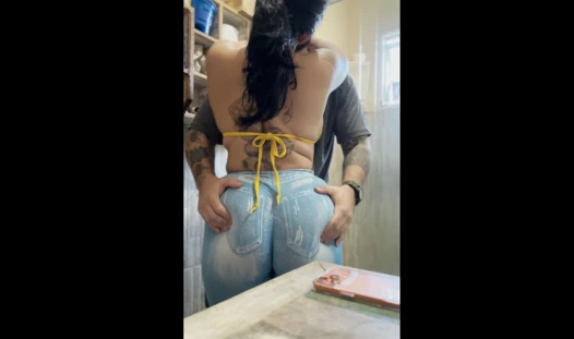 I cheated on my girlfriend by fucking with my sister-in-law in her bathroom!