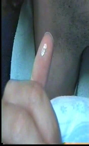 27 - Olivier hands and nails fetish Handworship (2012)