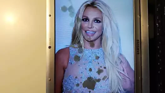 Britney Spears boşalma anısına 69