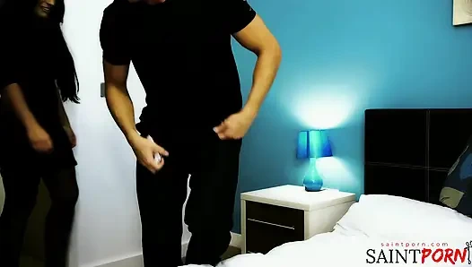 Tara Bläst, Nimmt Herrn Petes Ladung Auf Ihre Titten