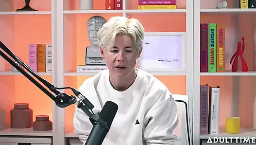 Titreme Kraliçesi Chanel Camryn | Adult Time Podcast