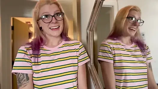 Gadis tetanggaku