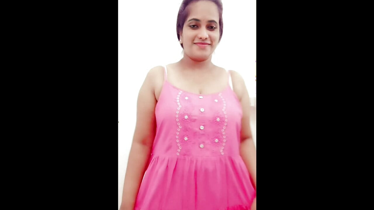 I gifted clothes to my neighbor's wife and fucked her hard