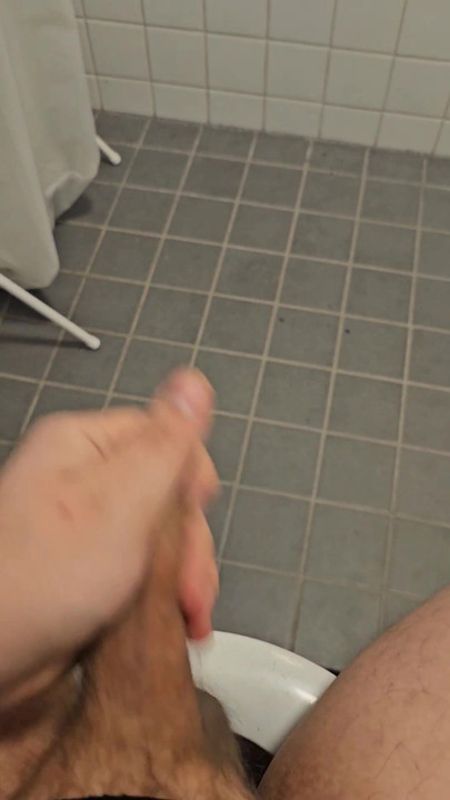 cummin all over the floor