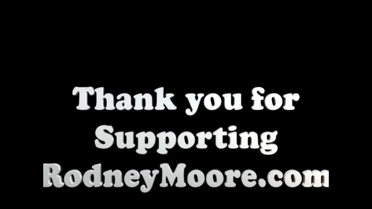 Hot babe gets dildo butt fucking and cum in the eye