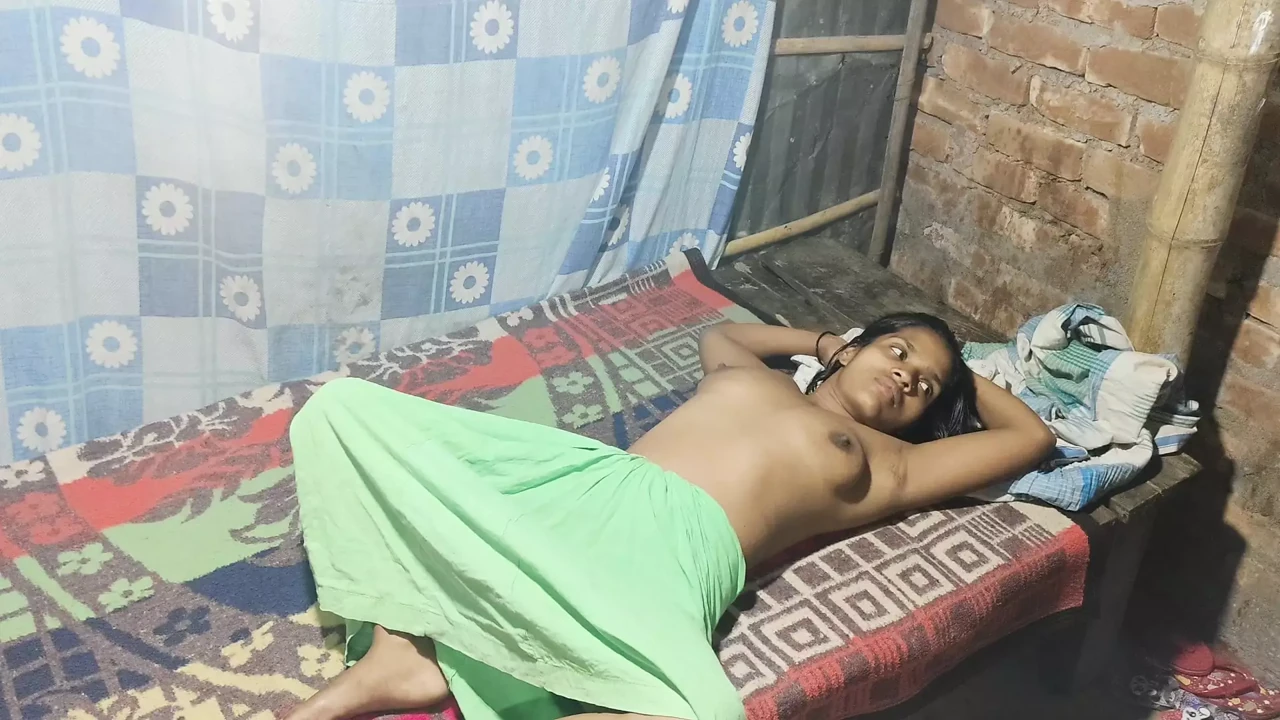 Husband and wife sex in home