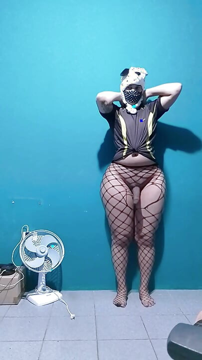 Big-ass femboy having dirty and cute sex at the same time.