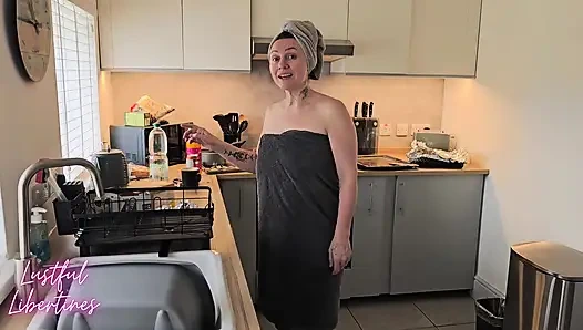 Creampie my hairy mature Stepmom. Cheating MILFs are irresistible