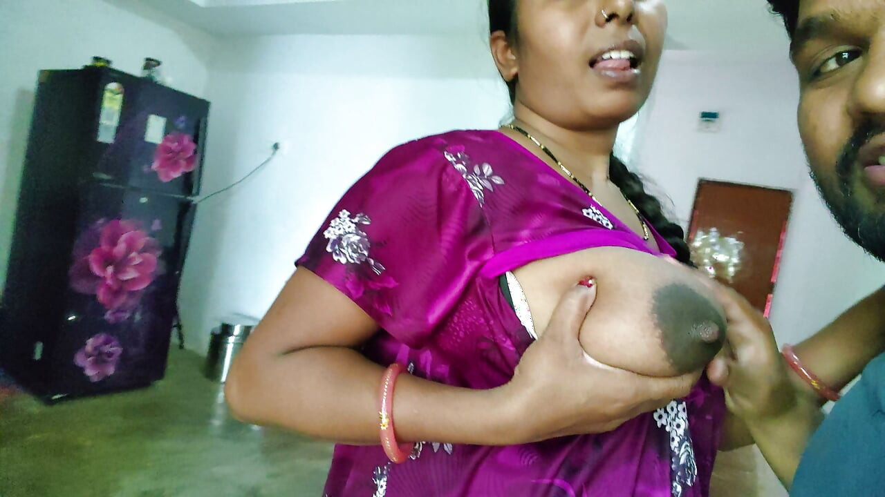 Indian boobs videos - Pahli bar dheere dheere Devar aur bhabhi boobs sucking - dehati bhabhi boobs sucking hindi.