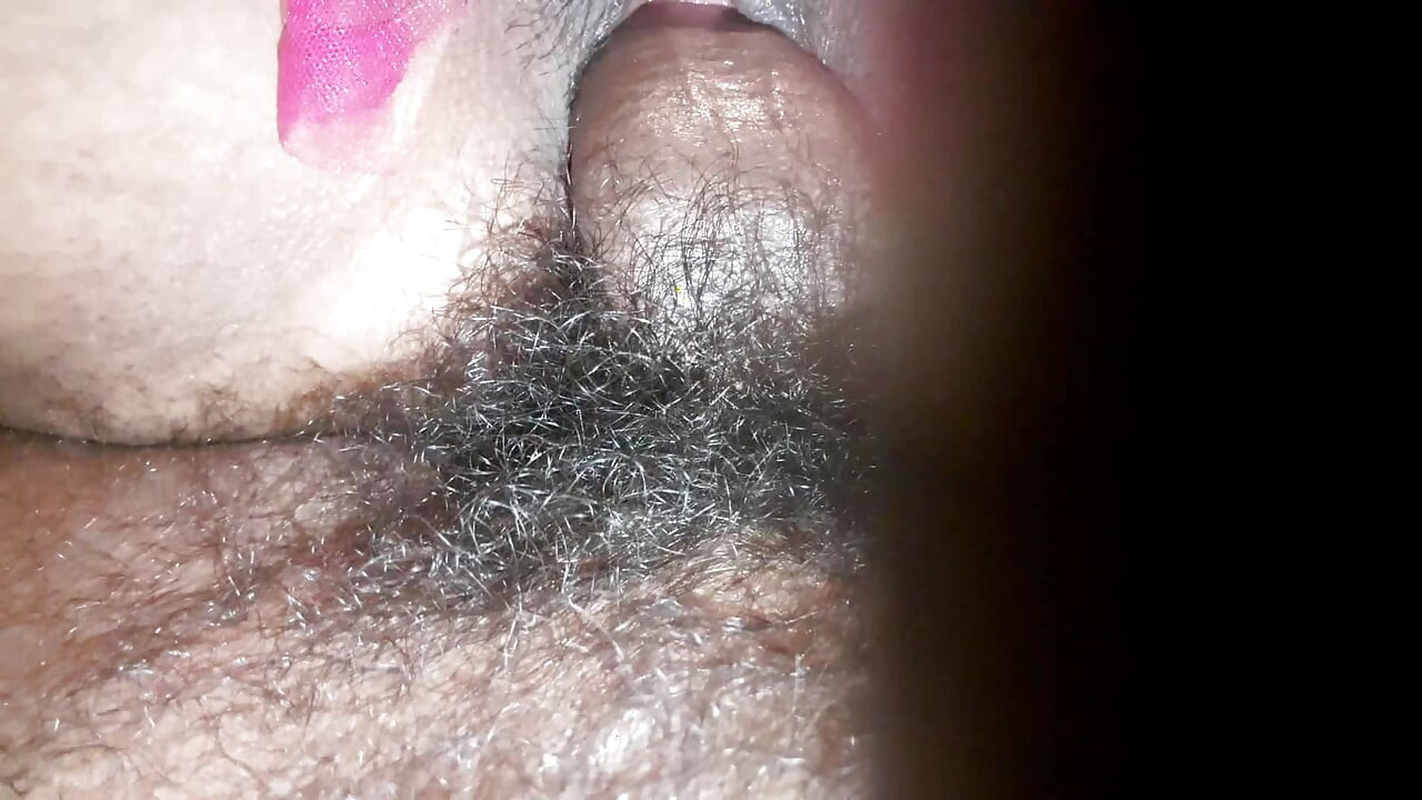 Sri Lanka, nouvelle fille sexy, baise brutalement en solo, une prof se fait baiser par un garçon à grosse bite noire, banane