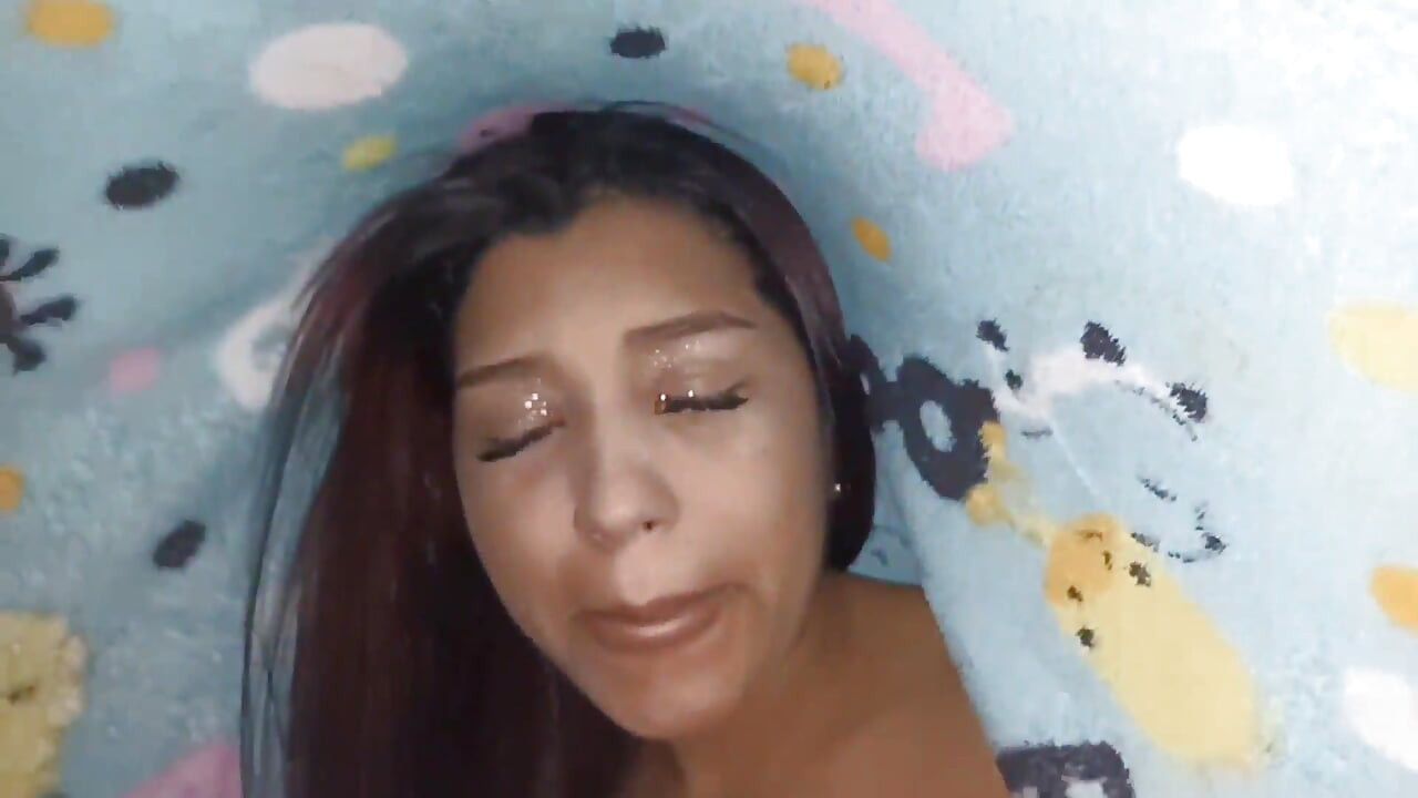 18 year old brunette big saggy tits from New York United States fucking her stepbrother's big dick visnbs
