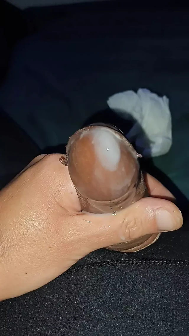 Cumming inside high spandex tights