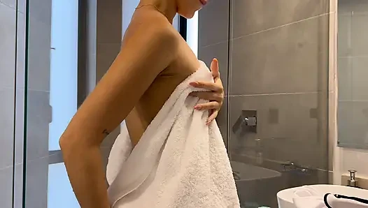 Di balik layar sama cewek latina kurus, sofia smith