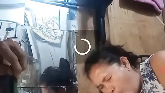 всегда хочет пососать мой маленький хуй