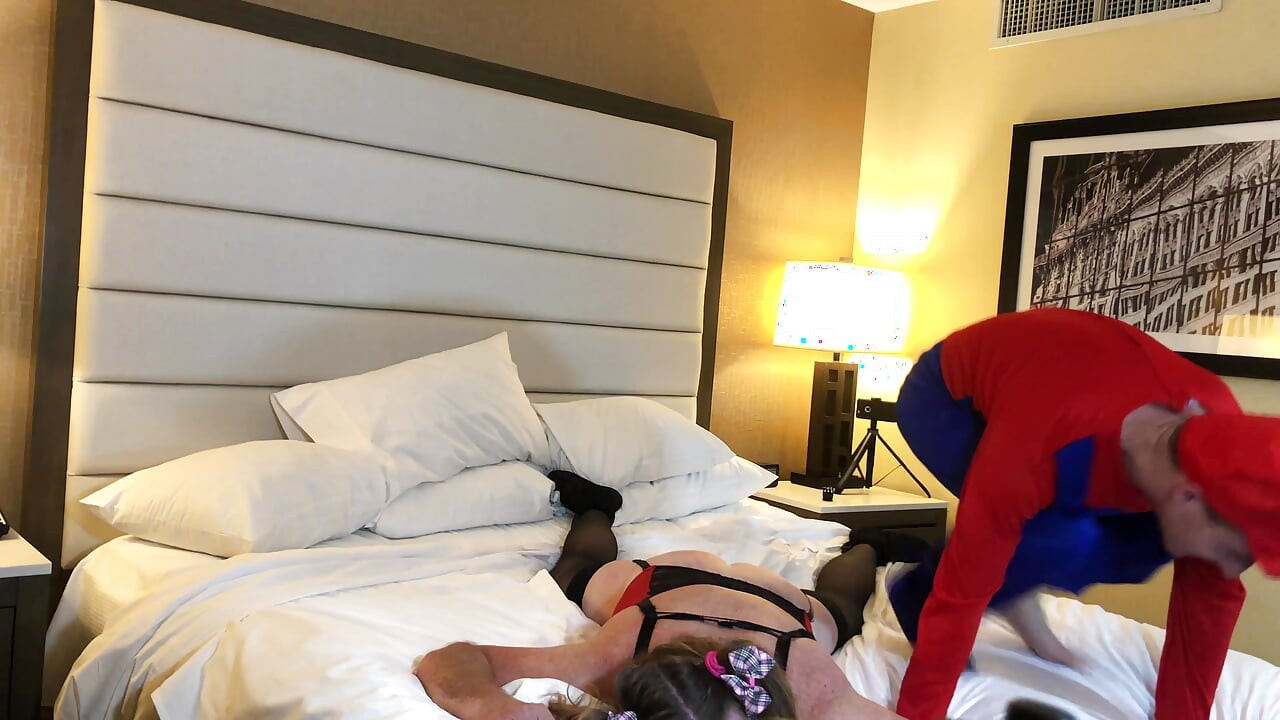 Mario Hops Into Sissy Pussy