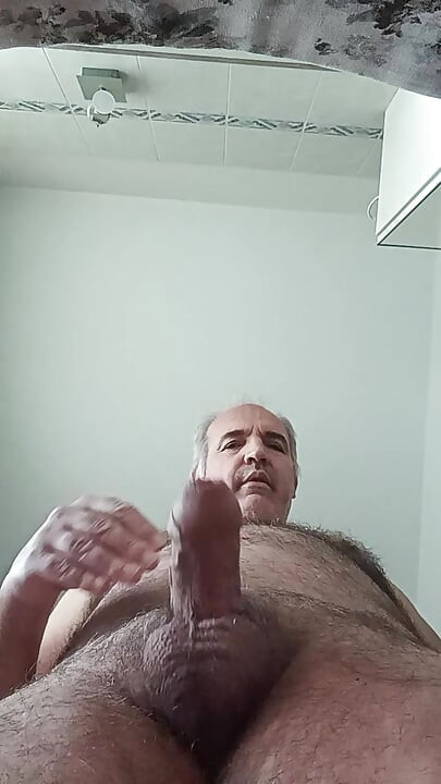 Tutorial for a Pleasant Penis Massage with a Flow of Sperm on the Smartphone Screen