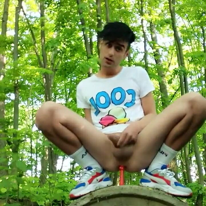 Twink Fucks with Lollipop That Melts Inside Ass - Dripping Candy Cream