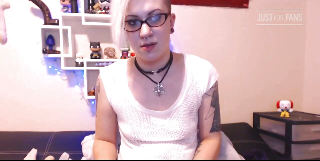 金库释放来自地狱的摄像头后打疙瘩