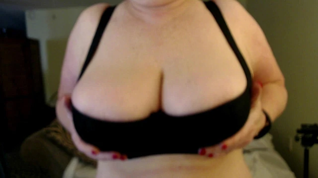 Bouncing Boobs