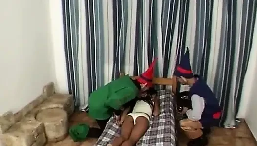 Cewek semok latina lagi asik dientot habis-habisan