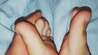 Male feet (2)