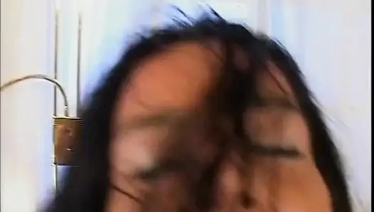 Pantat bahenol tante seksi dengan toket aduhai ini dientot habis-habisan sama kontol besar pria kuit hitam