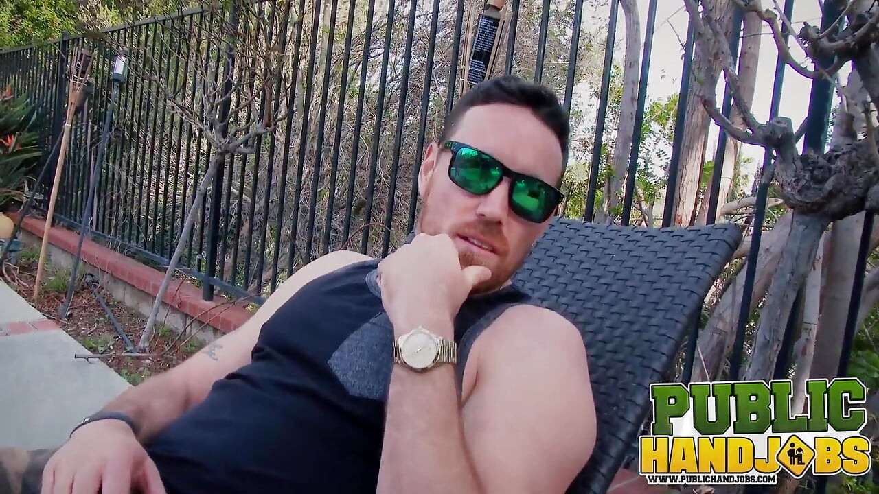 Honění v Bikinách Babe August Taylor Titty Fuck by Pool
