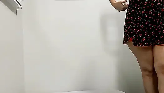 Hotwife Lehrerin Verführt BBC-studentin Pov1: Ehemann Filmt Ihre Großen Titten Gelutscht Und Ohne Gummi Reiten