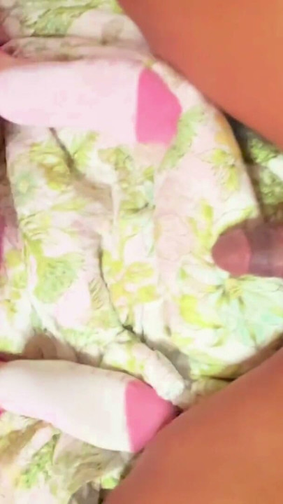 POV Creampie And Deep Strokes On Ts Diana Deelight In a Hot Pink Fishnet Body Stocking | 클립 2