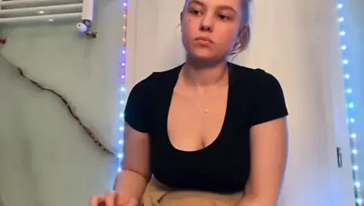 Jucielussie fingering tight anal and pink pussy