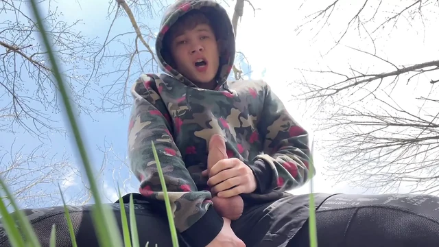Sweet Boy Jerking his Big Dick (23cm) Outdoor