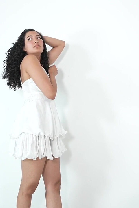 Curly Sasha