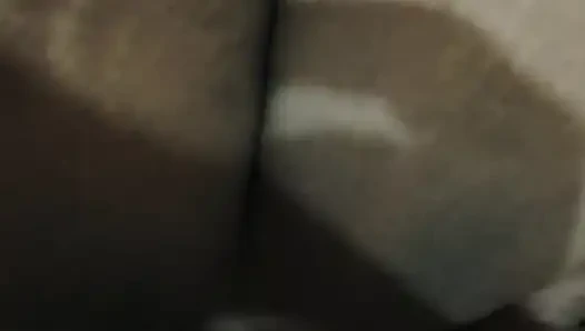 Ich habe meine schwägerin die ganze nacht hart im zimmer gefickt.