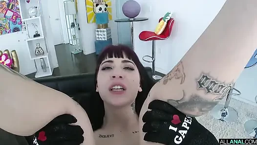 Charlotte dan lydia lagi asik nyepong dan siap dilumasi