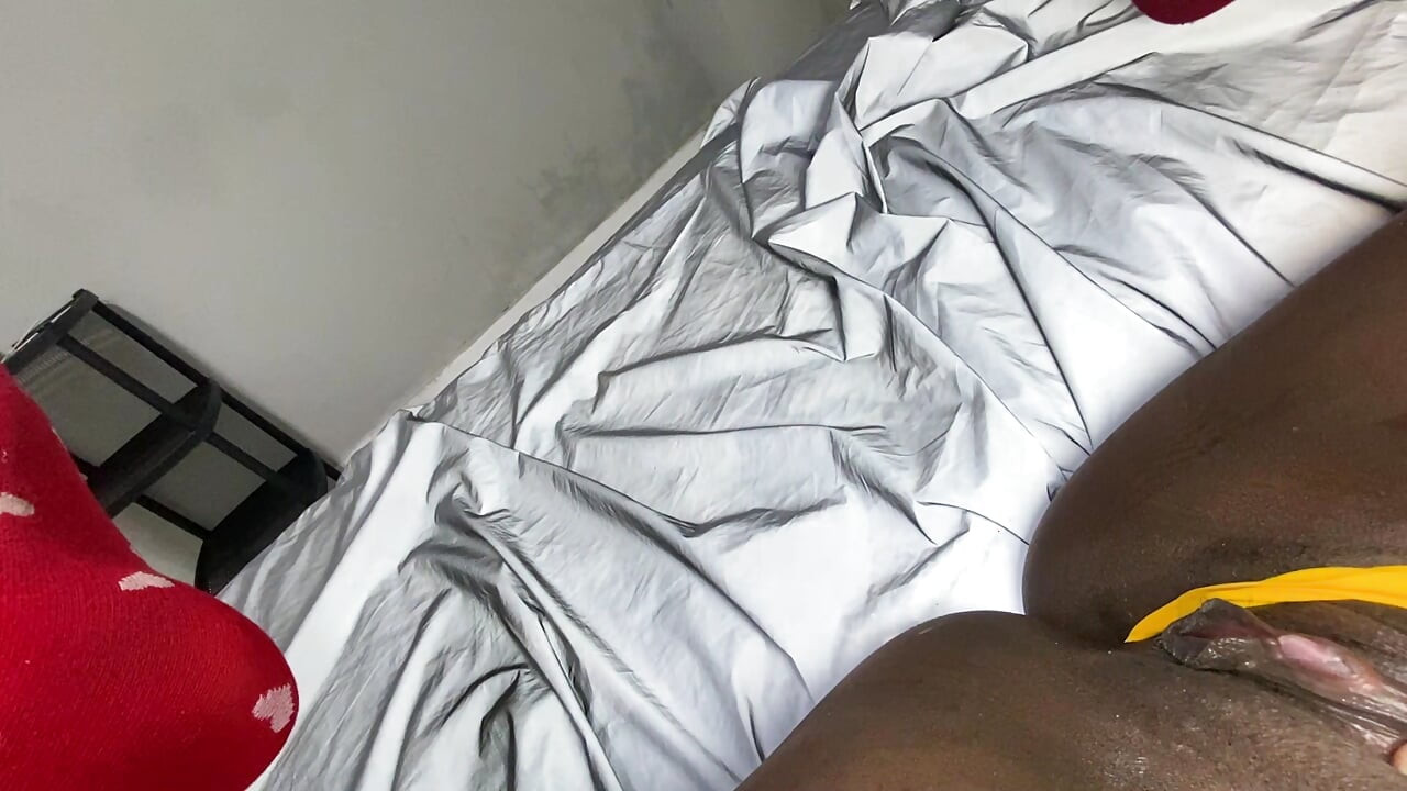 我在想我的情人时喷得很美味