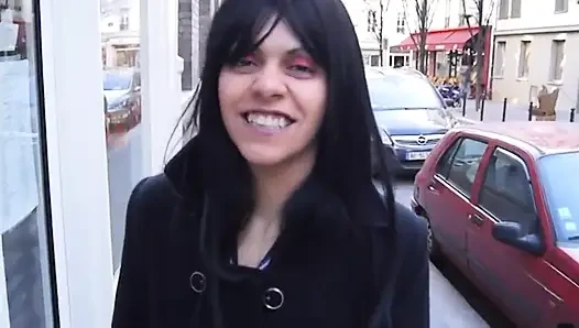 Threesome pertama Alina