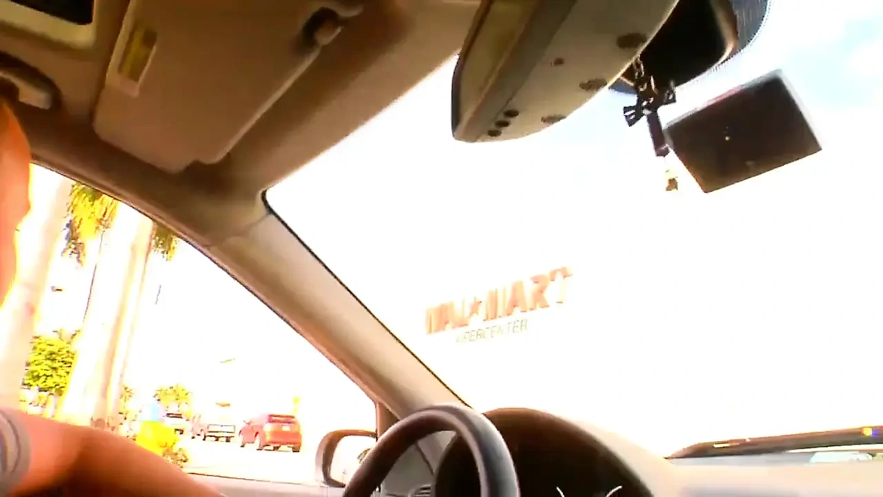 A big huge cock for the sweet mouth of a blonde sexy girl