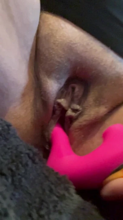 Ugovori oko mog klitorisa koji sisa dildo