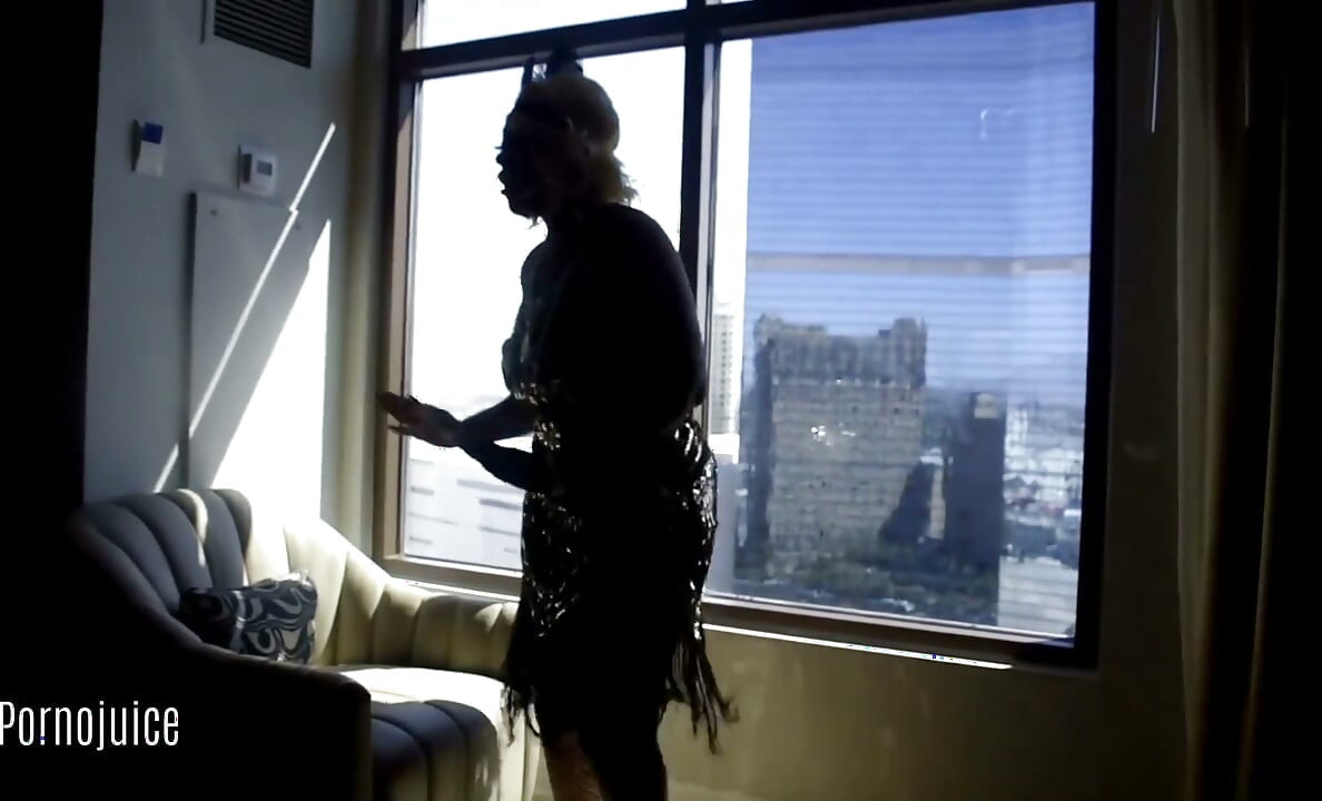 Shanice Luv Is the Happy Dancing Flapper Short Version